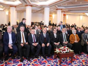 Bakan Dönmez: “Güneş enerjisinde Türkiye çok büyük bir mesafe kat etti”