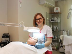 İzmirli estetiysen, meme kanserinden ders çıkardı; ders verdi