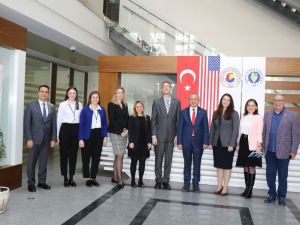 ABD’deki yatırım imkanları Manisa TSO’da konuşuldu