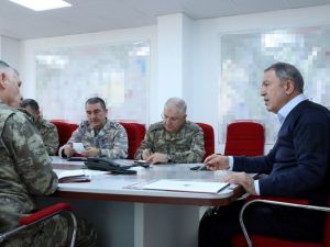 Bakan Akar’dan “Bahar Kalkanı” mesajı