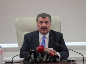 Bakan Koca: "5 ülkeden gelen vatandaşlar raporlu sayılabilecek"