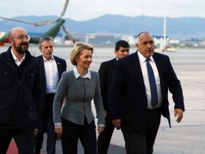 AB liderleri, Bulgaristan Başbakanı Borisov ile Türkiye sınırını havadan inceledi