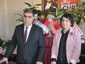 Taner Toraman mazbatasını aldı görevine başladı