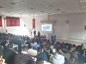 Hisarcık MYO’da “Kariyer Planlama ve İş Yaşamına Hazırlık” semineri