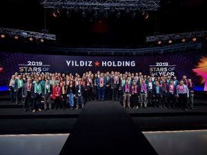 Yıldız Holding ‘Senenin Yıldızları’nı ödüllendirdi