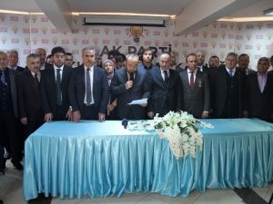 Siyasilerden Engin Özkoç’a sert tepki