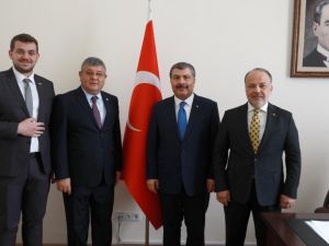 Aydınlı vekillerden Bakan Koca’ya ziyaret