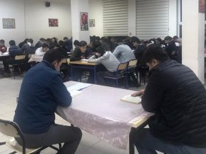 "Kitap iyi bir arkadaştır"