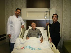 Doğum gününde hayata tutundu