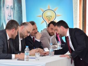 AK Parti Lapseki kongresinde Namık Ergin başkan seçildi