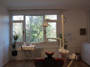 Beşiktaş’ta Dentaly Diş Kliniği hizmete açıldı