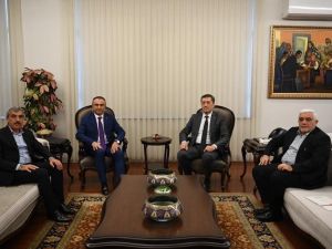 Kilis heyeti Bakan Selçuk ile görüştü