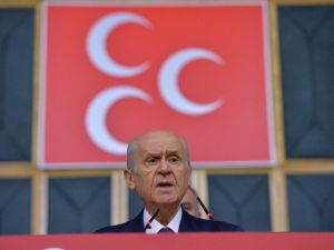 MHP lideri Bahçeli: "(Cumhurbaşkanı Erdoğan ve beraberindeki heyetin bekletildiği iddiası) Eğer Rusya yönetimi bunu kasıtlı bir şekilde kayda aldırıp sonra da servis ettirmişse bunun tanımı şüphesiz küstahlıktır, terbiy