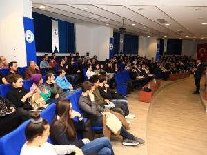 Hayallerin peşinden koşmak isteyen gençlere destek ve hibe fırsatları