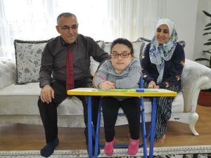 Morquio hastasına evde eğitim