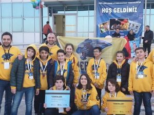 Robotik Kulübü öğrencilerine ‘Yenilikçi çözüm ödülü’