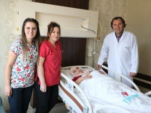 Tedavi olmak için bin 500 kilometre yol geldi