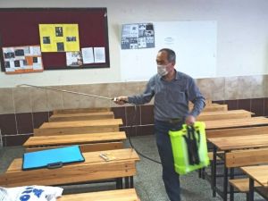 Kütahya’da 114 okuldaki bin 173 derslikte dezenfeksiyon işlemleri tamamlandı