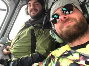 Dışişleri Bakanı Çavuşoğlu: "Everest’te mahsur kalan vatandaşlarımız Muhammed Emin Özyazıcı ve Muratcan Kaya’yı helikopterle dağdan aldık. Uçakla en kısa sürede ülkemize getireceğiz."