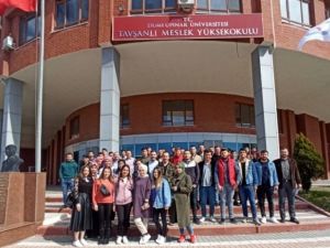 Tavşanlı MYO’da “Lisanslı Harita Kadastro Mühendislik Büroları” adlı söyleşisi