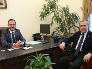 Arvas, “Önceliğimiz gençliğimiz ve şehrimizdir”