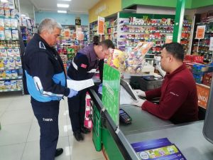 Salihli’de marketlere fiyat denetimi