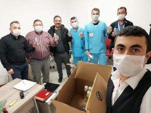 Kolonya üreticisinden sağlık çalışanlarına çam kolonyası