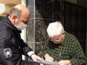 Evde kalan gurbetçi yaşlılara polis desteği