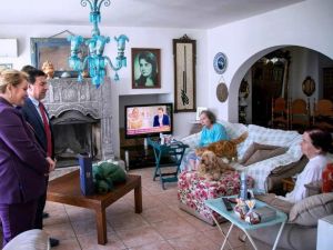 Usta oyuncu Fatma Girik korona virüse karşı evinden çıkmıyor