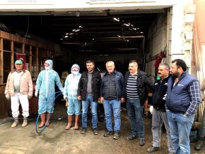 Sarıgöllü esnaftan dezenfekte çalışması