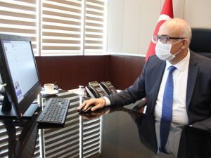 Dar gelirli öğrencinin interneti akademisyenlerden