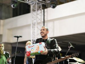 Bebek bezi markasından yardım kampanyası