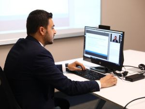 Bir haftada 5 bin saate yakın ders uzaktan eğitimle verildi