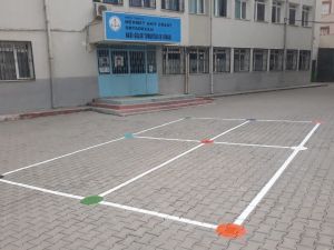 Okul bahçeleri öğrencilerin dönüşü için hazırlanıyor