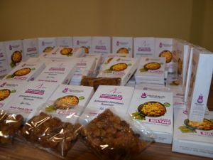 Şehzadeler’den sağlıkçılara kuzu üzüm dopingi