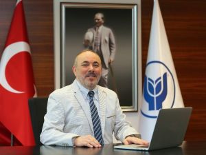 Yaşar Üniversitesi uzaktan eğitimde hız kesmiyor