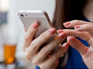 Karantina döneminde telefonlarımıza sarıldık