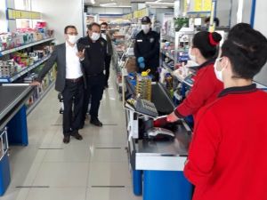 Kaymakam Uçgun marketlerde inceleme yaptı