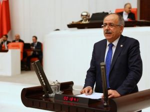 MHP’li Kalaycı: "Çiftçinin banka borçları bir yıl ertelenerek faizsiz kredi verilmelidir"