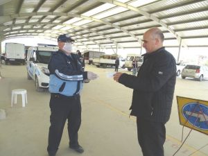 Hisarcık Belediyesi 7 bin maske dağıttı