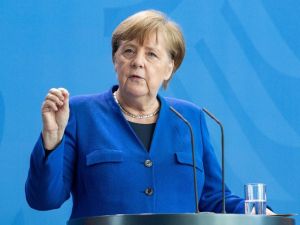 Merkel: ‘’Yaptığımız gevşetmenin neticelerini iki hafta sonra göreceğiz’’