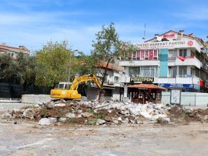 Kurşunlu meydanında çalışmalar başladı
