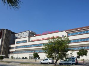 Yoğun bakımındaki yaşlı kadına plazma tedavisi uygulandı