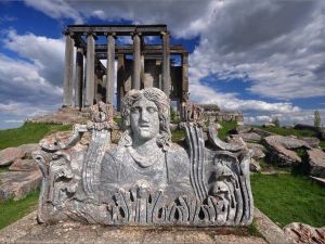 Aizanoi Antik Kenti ziyaret yasağı uzatıldı