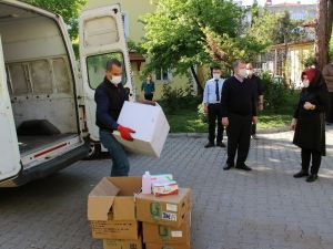 Berber ve kuaförlere dezenfekte ve koruyucu malzeme desteği