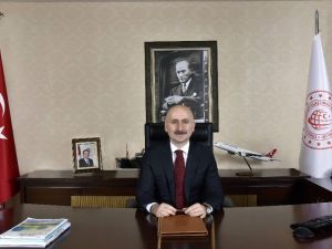 Bakan Karaismailoğlu: "Marmaray her yıl 25 bin konteyner yük taşıyacak"