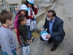 Emet Belediyesi 8 asırlık gelenekten çocukları mahrum bırakmadı