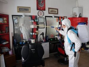 Berber ve kuaförlere dezenfekte desteği