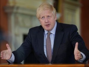 İngiltere Başbakanı Johnson: "Karantinayı bitirme zamanı değil"