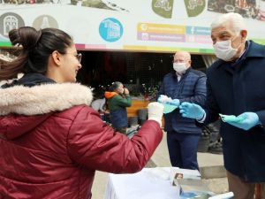 500 bin ücretsiz maske dağıtıldı